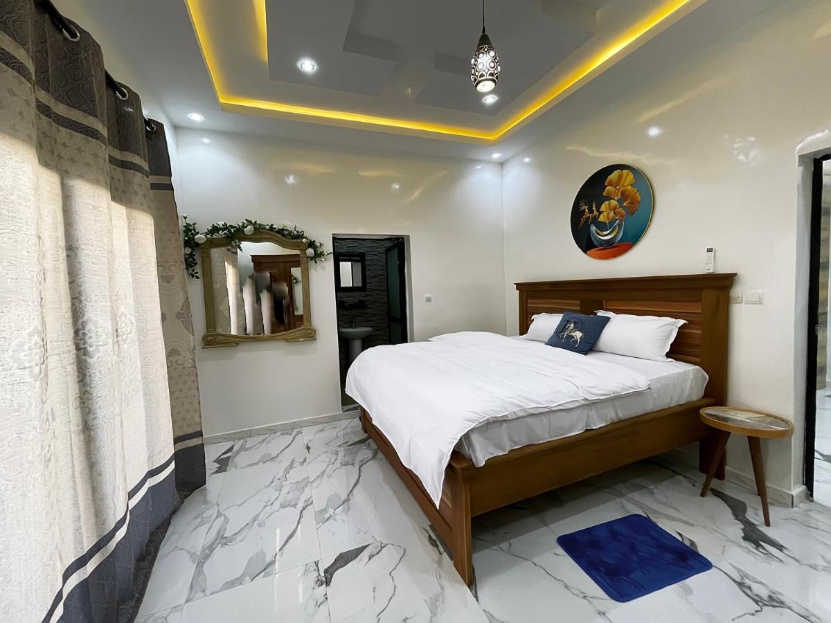 Villa Adja Nafy A Saly Gandigal Ngoại thất bức ảnh